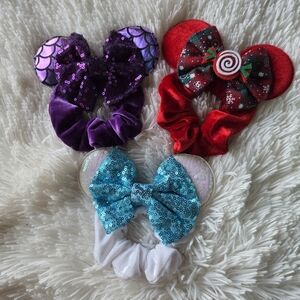 Disney Mickey Mouse Scrunchie Set